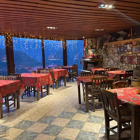 To Panorama Otel Ágrafa Dış mekan fotoğraf